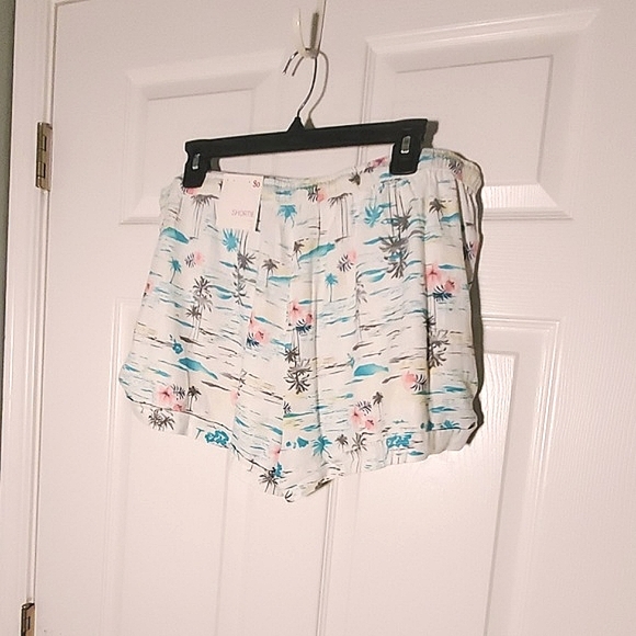 SO Linen Soft Shorts, Tropical Print - Picture 4 of 4